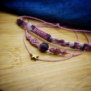 Zestaw bransoletek. Ametyst. Hematyt. Mikro makrama