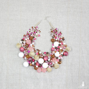 6662 biały, różowy, brązowy naszyjnik; kolia