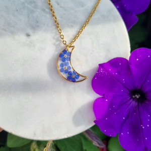 Naszyjnik księżyc z niezapominajką