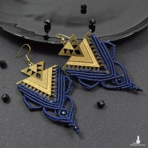 Duże, granatowe kolczyki makrama