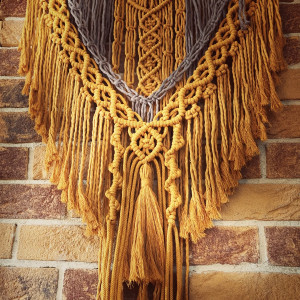 Makrama z miodową nutą