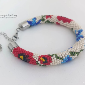 Bransoletka w maki i chabry