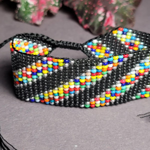 Bransoletka "Paski wielokolorowe" z koralików szklanych Preciosa z regulowanym zapięciem