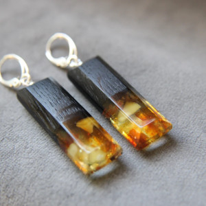 Kolczyki z czarnego dębu i bursztynu