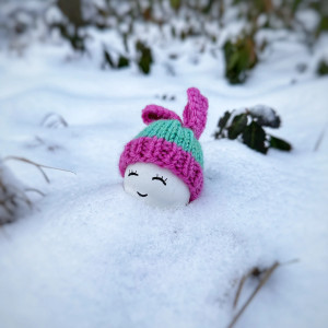 Czapeczka z uszami zająca na jajka wielkanocne - 1 szt.