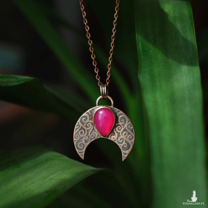 Wisior miedziany naszyjnik agat brazylijski księżyc z ręcznym rysunkiem