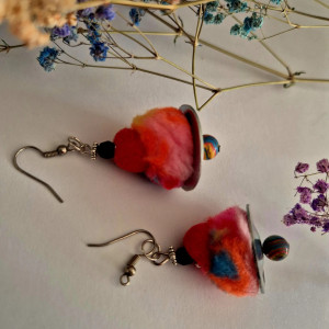 Kolczyki  boho z pomponami