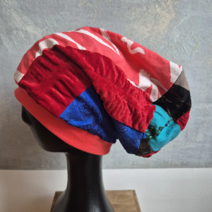 Czapka patchworkowa wiosenna uniwersalna