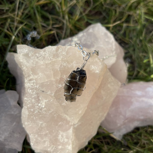 naszyjnik OBSYDIAN - kryształ ochrony i wewnętrznej siły