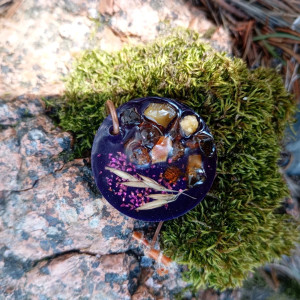 Zawieszka bursztynami i kłosami z żywicy