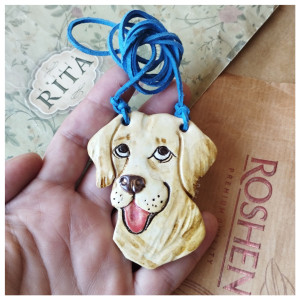 Piesek labrador wisior