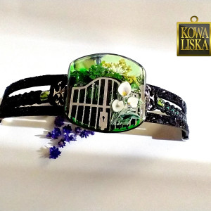 Tajemniczy Ogród IV - bransoleta z żywicy i rzemieni