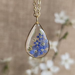 Bukiet kwiatowy łąka Złota zawieszka złoty wisiorek kwiat naszyjnik żywica z żywicy kwiaty łezka łza niezapominajki
