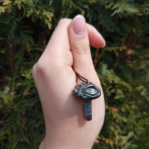 Naszyjnik mrocznego muchomorka z agatem, idealny na prezent, magia fantasy, goblincore