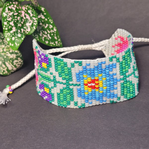 Bransoletka folk "Kwiaty Polski, turkusowe" motyw ludowy tradycyjny z koralików szklanych Presiosa z regulowanym zapięciem