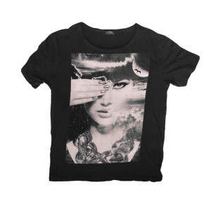 rozmiar XXL koszulka z nadrukiem, czarna koszulka z bawełny, bawełniana koszulka grunge, boho koszulka, nowa koszulka z kobietą, czarny tshirt xxl, grunge t-shirt