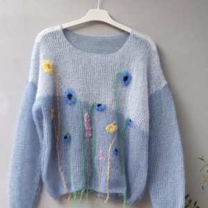 Mgiełka w kolorze niebieskim i błękitnym