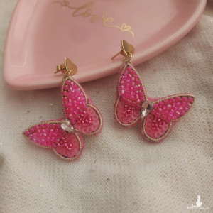 Piękne wiosenno-letnie kolczyki MOTYLE w kolorze różu