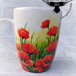 Kubek w maki ręcznie malowany