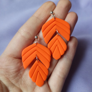 Kolczyki z gliny polimerowej piórka