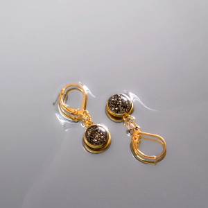 Kolczyki - piryt zatopiony w żywicy