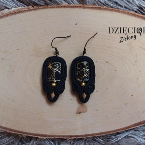 Czarno-złote kolczyki sutasz