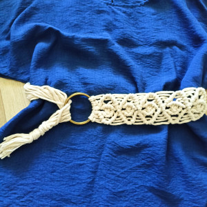 Makramowy Pasek Boho w Kolorze Beżowym