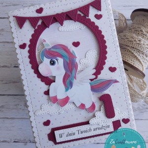 Kartka na roczek dla dziewczynki z uroczym jednorożcem