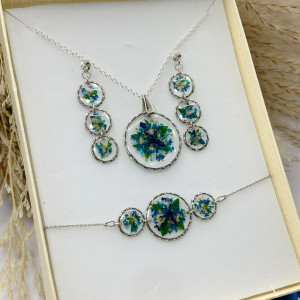 Efektowny komplet srebrnej biżuterii