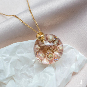 Wisiorek z ozothamnusem