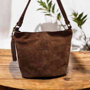 Zamszowa torebka szoperka z frędzlami brąz. Etui gratis