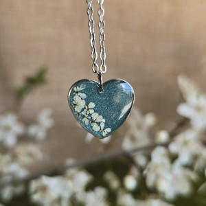 Srebrna zawieszka srebrny wisiorek kwiat naszyjnik żywica z żywicy kwiaty z kwiatami serce serduszko kwiatowy bukiet łąka kwiatowa