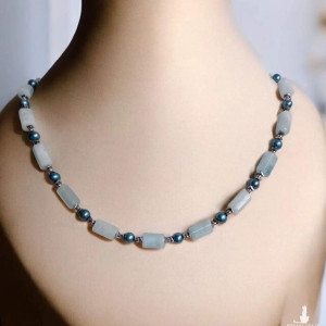 Naszyjnik z pereł i akwamarynów