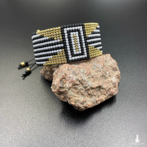 BRANSOLETKA TKANA NA KROŚNIE Z KORALIKÓW czarna biała złota #949