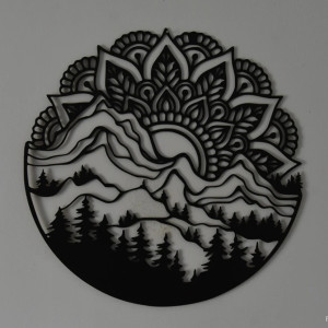 Góry jak makrama ,dekoracja na ścianę wypalana laserem na płycie HDF