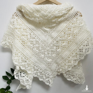 Ozdobna chusta ślubna ecru Klaziena ręcznie robiona z merino