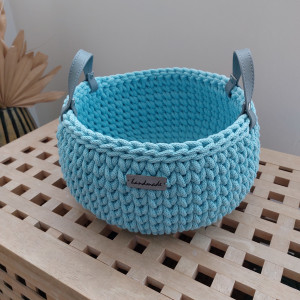 Koszyk  ze sznurka z uchwytami