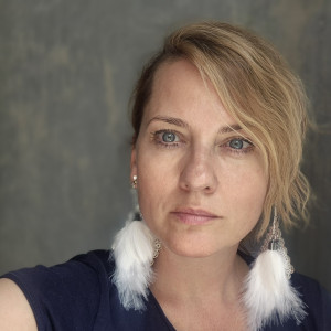 Klipsy długie białe pióra