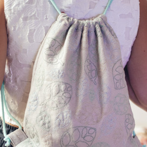 Filcowy workoplecak z haftem