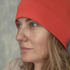 Czapka damska ponarańczowa merfetka