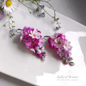 Kolczyki z kwiatami kosmosu
