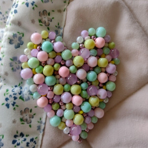 Broszka pastelowe serce