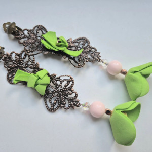 Klipsy długie zielone