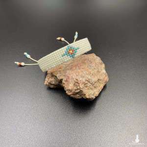 BRANSOLETKA TKANA NA KROŚNIE Z KORALIKÓW - kremowa #972