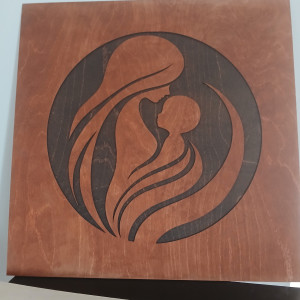 Dekoracja na ścianę ,postać matki z dzieckiem ,okrągłe lub kwadratowe