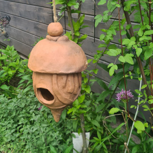 domek ceramiczny do ogrodu