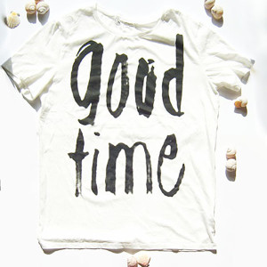 rozmiar xxl koszulka z bawełny, napisy koszulka xxl, bawełniana koszulka z napisami, t-shirt z napisem, grunge koszulka oversize, boho koszulka z nadrukiem, fajne koszulki na wakacje