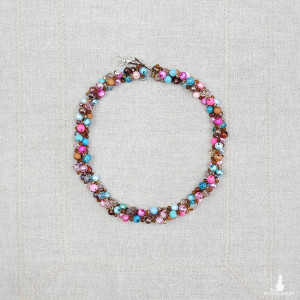 6831 brązowy, niebieski, różowy naszyjnik; kolia