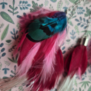 Klipsy długie pióra kolorowe