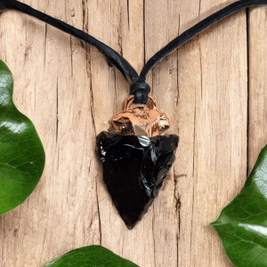 Amulet z czarnego obsydianu – Ochrona • Siła • Uziemienie